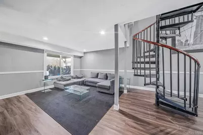 97 Drexelgate Court, Middle Island, NY 11953 - Photo 7