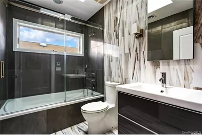 225 E Walnut Street #1, Long Beach, NY 11561 - Photo 5