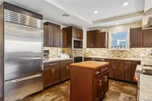 225 E Walnut St, Long Beach, NY 11561 - Photo 17