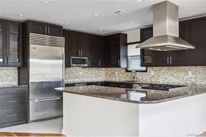 225 E Walnut Street #1, Long Beach, NY 11561 - Photo 3