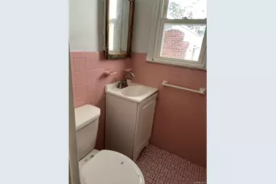 1046 Little Neck Avenue, North Bellmore, NY 11710 - Photo 7