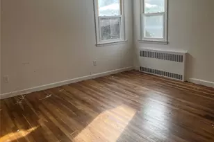 1046 Little Neck Ave, North Bellmore, NY 11710 - Photo 5