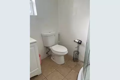 1046 Little Neck Avenue, North Bellmore, NY 11710 - Photo 9