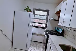 81-06 155th Ave, Howard Beach, NY 11414 - Photo 11