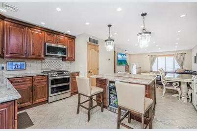 2248 E 70th Street, Brooklyn, NY 11234 - Photo 11