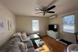 5 Fairmount St, Huntington, NY 11743 - Photo 5