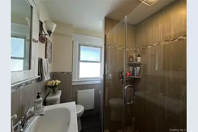 5 Fairmount Street #3, Huntington, NY 11743 - Photo 3