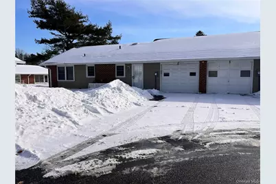 44B Trent Court #B, Ridge, NY 11961 - Photo 17