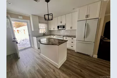 44B Trent Court #B, Ridge, NY 11961 - Photo 11