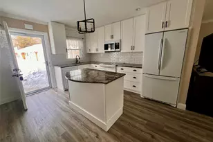 44B Trent Ct, Ridge, NY 11961 - Photo 11