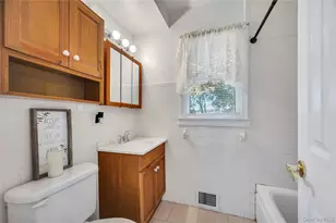 15 Lehigh Ave, Centereach, NY 11720 - Photo 11