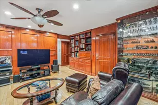 61-94 Grove St, Ridgewood, NY 11385 - Photo 5