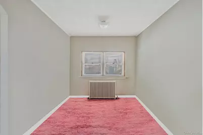 704 S 5th Street, Lindenhurst, NY 11757 - Photo 23