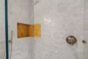 316 Wall St, Kingston, NY 12401 - Photo 17