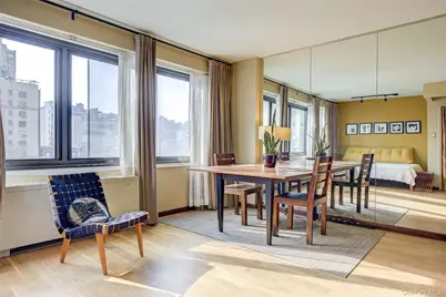 201 W 21st Street #9G, New York, NY 10011 - Photo 3