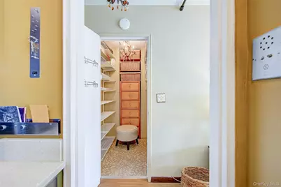 201 W 21st Street #9G, New York, NY 10011 - Photo 11