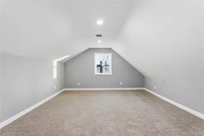 1395 Gardiner Drive, Bay Shore, NY 11706 - Photo 17