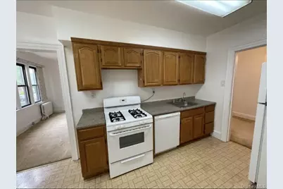 20410 42nd Avenue, Bayside, NY 11361 - Photo 5