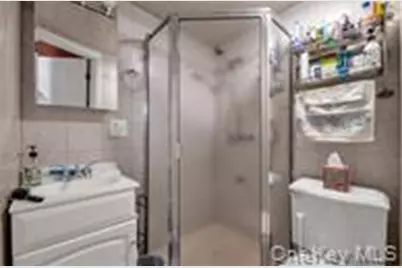 517 51st Avenue, Long Island City, NY 11101 - Photo 17