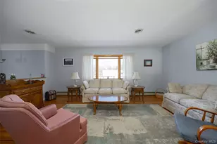 25 Verplanck Ave, Hopewell Junction, NY 12533 - Photo 9
