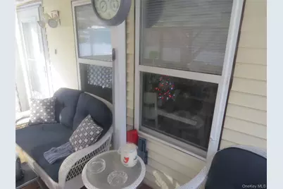 723 Beekman Road #72, Hopewell Junction, NY 12533 - Photo 5