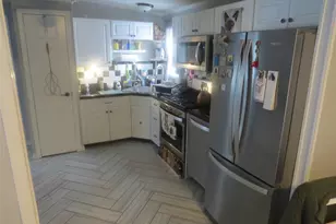 723 Beekman Rd, Hopewell Junction, NY 12533 - Photo 13