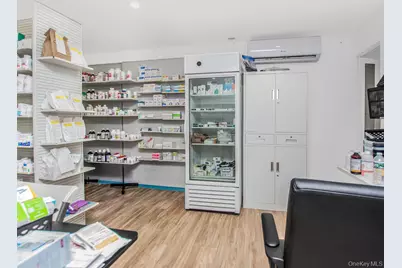 1406 White Plains Road, Bronx, NY 10462 - Photo 21