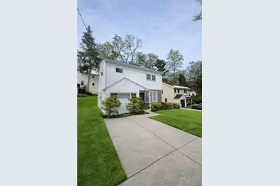 6 Park Place, Great Neck, NY 11024 - Photo 1