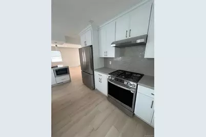 6 Park Place, Great Neck, NY 11024 - Photo 5