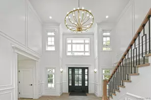 11 Edcris Ln, Huntington, NY 11743 - Photo 5