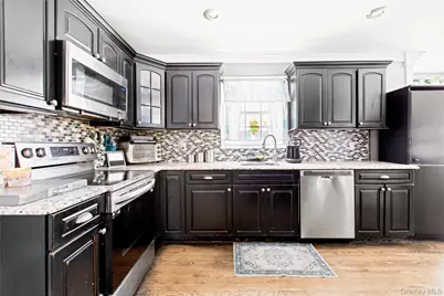 230 Eastport Manor Road, Manorville, NY 11949 - Photo 7