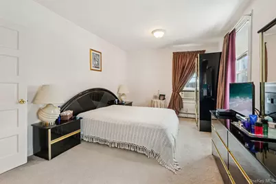 238 Woodland Avenue, Yonkers, NY 10703 - Photo 23