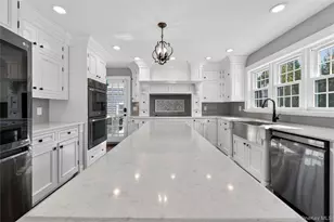 20 Westbridge Dr, Babylon, NY 11702 - Photo 3