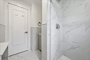 222 7th St, Garden City, NY 11530 - Photo 19