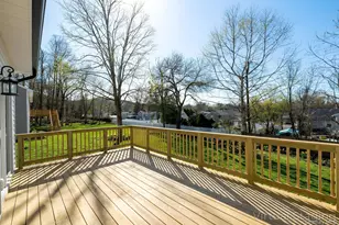 748 9W Rte, Valley Cottage, NY 10989 - Photo 3