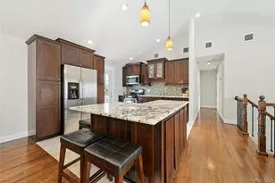 4 Stell Ln, East Northport, NY 11731 - Photo 11