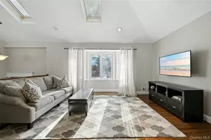 4 Stell Ln, East Northport, NY 11731 - Photo 9