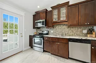 4 Stell Ln, East Northport, NY 11731 - Photo 13