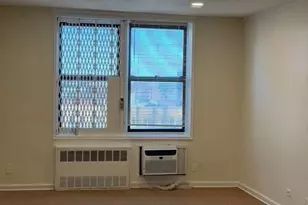 175-45 88th Ave, Jamaica, NY 11432 - Photo 11