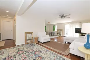 320 E Shore Rd, Great Neck, NY 11023 - Photo 9