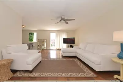 320 E Shore Road #4C, Great Neck, NY 11023 - Photo 7