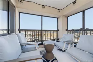 725 Miller Ave, Freeport, NY 11520 - Photo 15