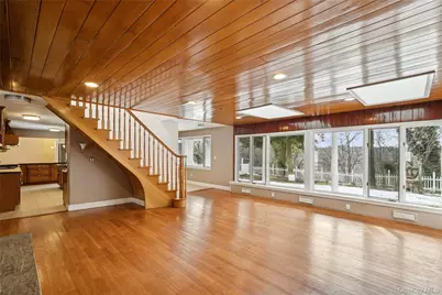 549 Woodbury Road, Cold Spring Harbor, NY 11724 - Photo 15
