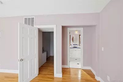 549 Woodbury Road, Cold Spring Harbor, NY 11724 - Photo 37