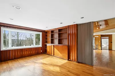 549 Woodbury Road, Cold Spring Harbor, NY 11724 - Photo 29