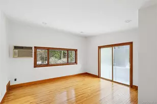 549 Woodbury Rd, Cold Spring Harbor, NY 11724 - Photo 41