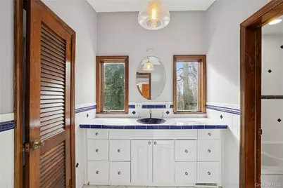 549 Woodbury Road, Cold Spring Harbor, NY 11724 - Photo 41