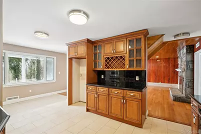 549 Woodbury Road, Cold Spring Harbor, NY 11724 - Photo 17