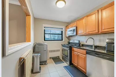 220-02 73rd Ave #007A2, Oakland Gardens, NY 11364 - Photo 5