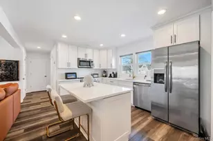 10 Petal Ln, Hicksville, NY 11801 - Photo 5